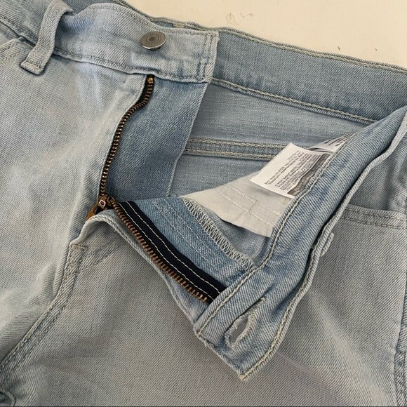 LEVIS Denim Jean Shorts Pink Side Seam Light Wash Size 28 - Picture 3 of 9